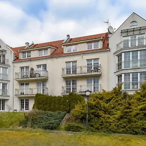 4 Pory Roku- 200m Plaza, Prywatny Parking Apartament Sopot